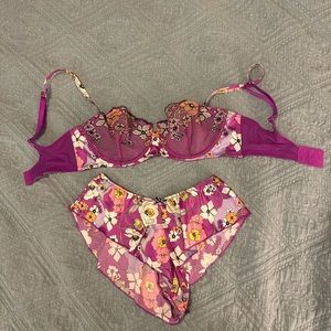 Savage x Fenty balconette lingerie set 34D/M